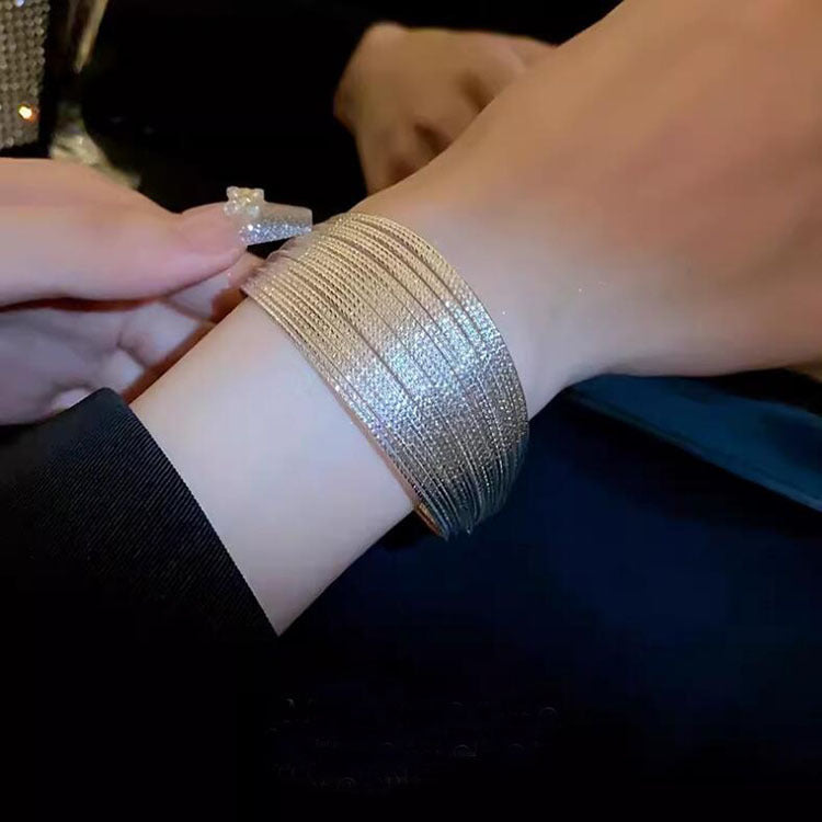 Europe and America Gold Earrings
